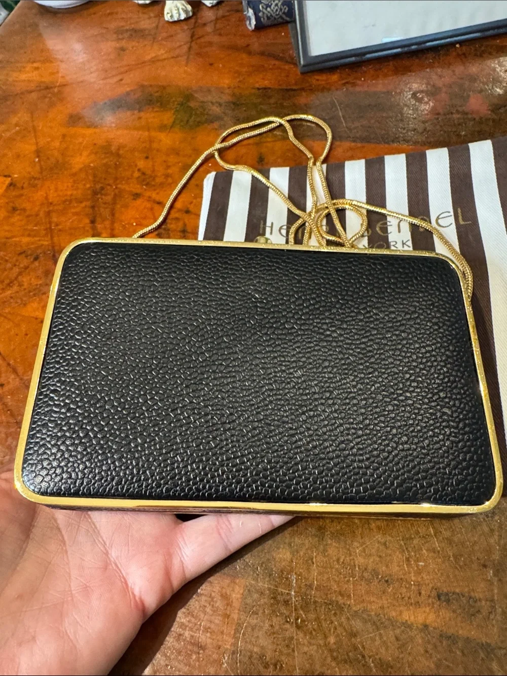 henri bendel sleek box